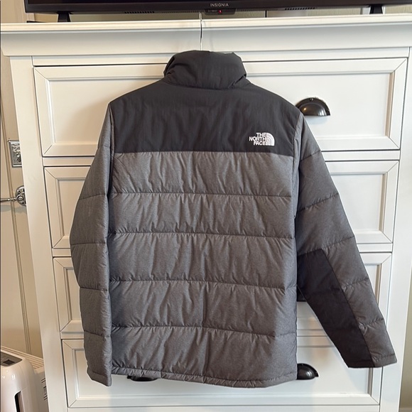 The North Face Boys’ Balanced Rock Insulated Jacket Size 18/20 XL Two Toned Grey - Picture 3 of 10